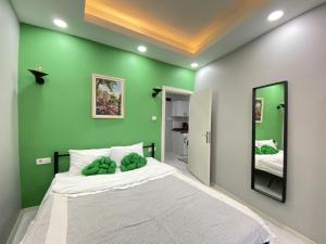 Bright 1BR Apartment - 80m to İstiklal Street