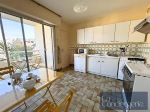 Le Cadre Doré - Parking - PoitiersCentre - LaConciergerie -