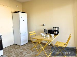 Le Cadre Doré - Parking - PoitiersCentre - LaConciergerie -