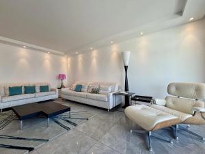 Superbe 2 pièces - Première ligne Croisette