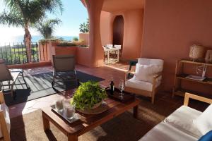 Exclusive 1 line Beach Apartment in Marbella with Panoramic Views