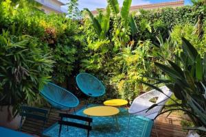 Nice studio 30 m with terrace and pool