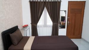 Loesje Guesthouse Syariah