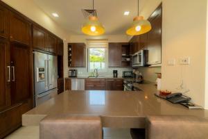 Miramar 3B - 3 bedr 3 bath Ocean View