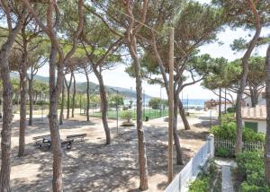 Villa Fantagali - appartamento 503 con giardino a 30mt dal mare