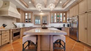 Hacienda Beach Club 1100