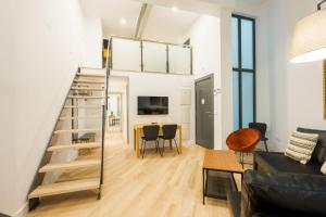 Modern Duplex 2B 2Bath Historic Centre