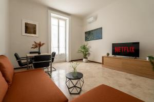 Stazione Centrale-Duomo - Apartment with Terrace