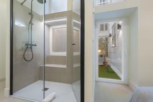 New in Santa Cruz quarter next to Giralda