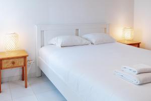 Vau Beach Apartment in Alvor, by Mycelia