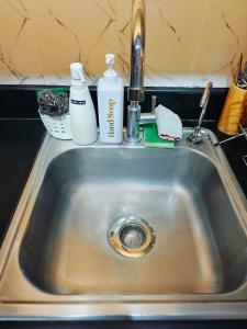 Cozy Modern 1BR Light Residences with 55 inches 4K TV