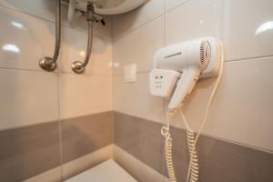 Lucetta Pool Apartments