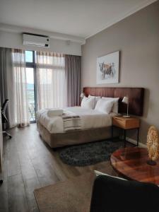 Menlyn Maine Trilogy Apartment 1220 & 1221