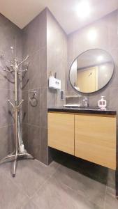 Sweet Home - Homestay apartment system at Citadines Marina Ha Long building