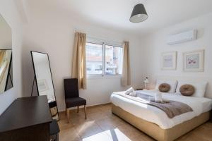 Levante - 2-BR Apt & Terrace in Larnaca