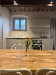 BORGO COMPAGNIA il Calzolaio