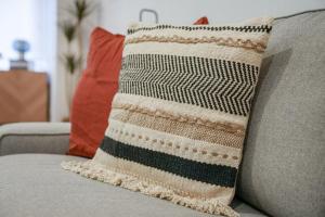 Renovated with pool -2Bedrooms 2Baths-Chamberí