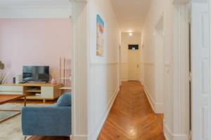 Family Comfort in Principe Real AC and Parking