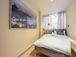 Wrocław Urban Elegance Apartment by BookingHost