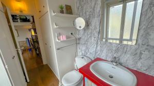 8 Charming Loft near Notre Dame