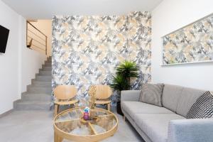 Sunnyland Teresitas Beach House 2