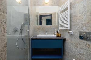 Studio apartment with mezzanine - Augustianska 1