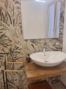 Maistu Pilia climbers rooms Ulassai