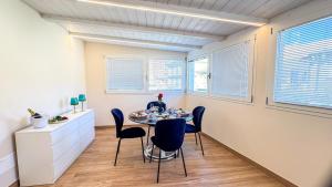 Bon Bon Suite by Ca-sa Check