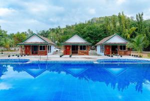 McKinley Grand Marina Hotel and Resort