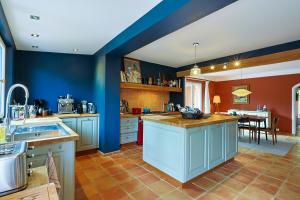 Provençal Villa With Pool Near Lorgues