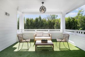 Spaulding Ave Farmhouse