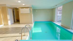 Luxury Wellness Penthouse Suite