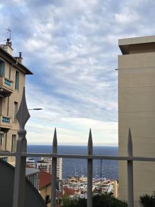 5mn Monaco - Terrasse aperçu mer - Parking - FA