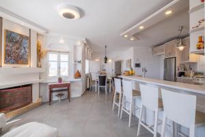 3 ParosSeason Villas