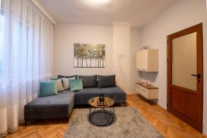 NDK Garden at Vitosha Blvd Absolutely Top Center with Free Parking