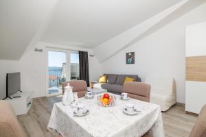 Apartments Sunshine D