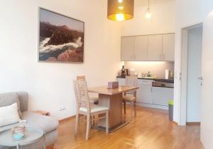 BohoNest Gries - Ground Floor & Parking