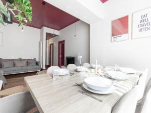 Akicity Alameda Comet