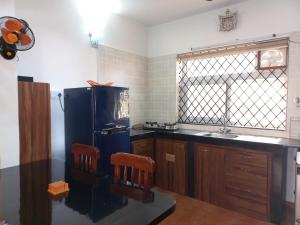 Sea Lotus Suite - Beachfront Apartment in Benaulim