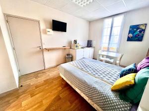 Beau Studio 2 en Centre Ville de Niort au calme proche Gare