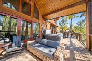 Llama Creek Cabin at Eagles Nest