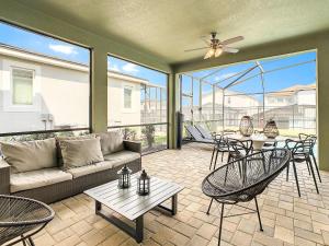 Awesome 6br by Disney with Theme & Game Rm Pool