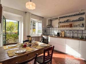 Holiday Home Bella Vista - DOL284 by Interhome