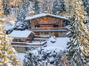 Chalet Ysalpe - Vue montagne hammam sauna jacuzzi et salle cinéma