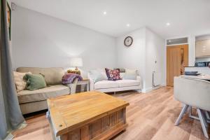 WhiskAwayHomes - Fairfax House - Apartment 2