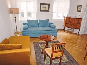 Apartment Sobieskiplatz by Interhome