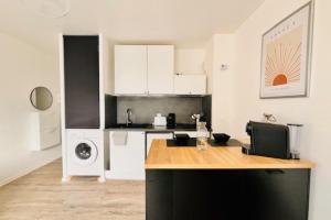 Bright apartment near the port of La Rochelle