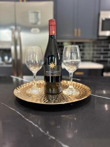 Spacious Family Home Close to Downtown & Med Center