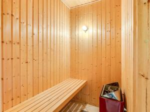 Holiday Home Angantir - 4-8km from the sea by Interhome