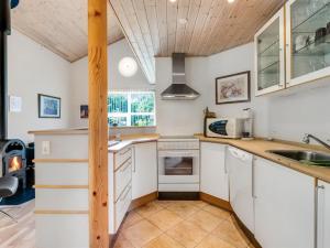 Holiday Home Angantir - 4-8km from the sea by Interhome